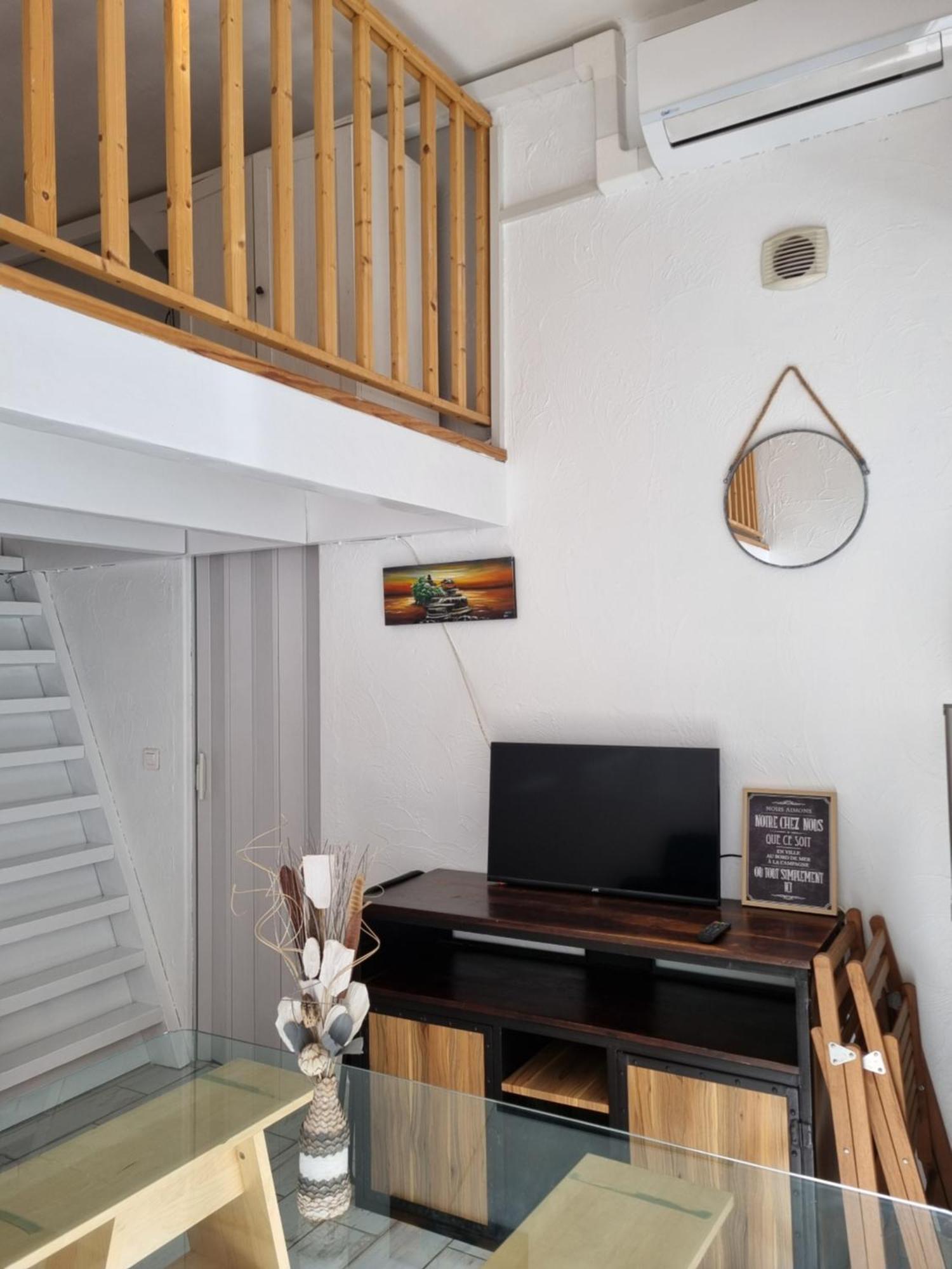 Loft Studio Avec Mezzanine, Limitrophe Monaco Roquebrune-Cap-Martin Extérieur photo