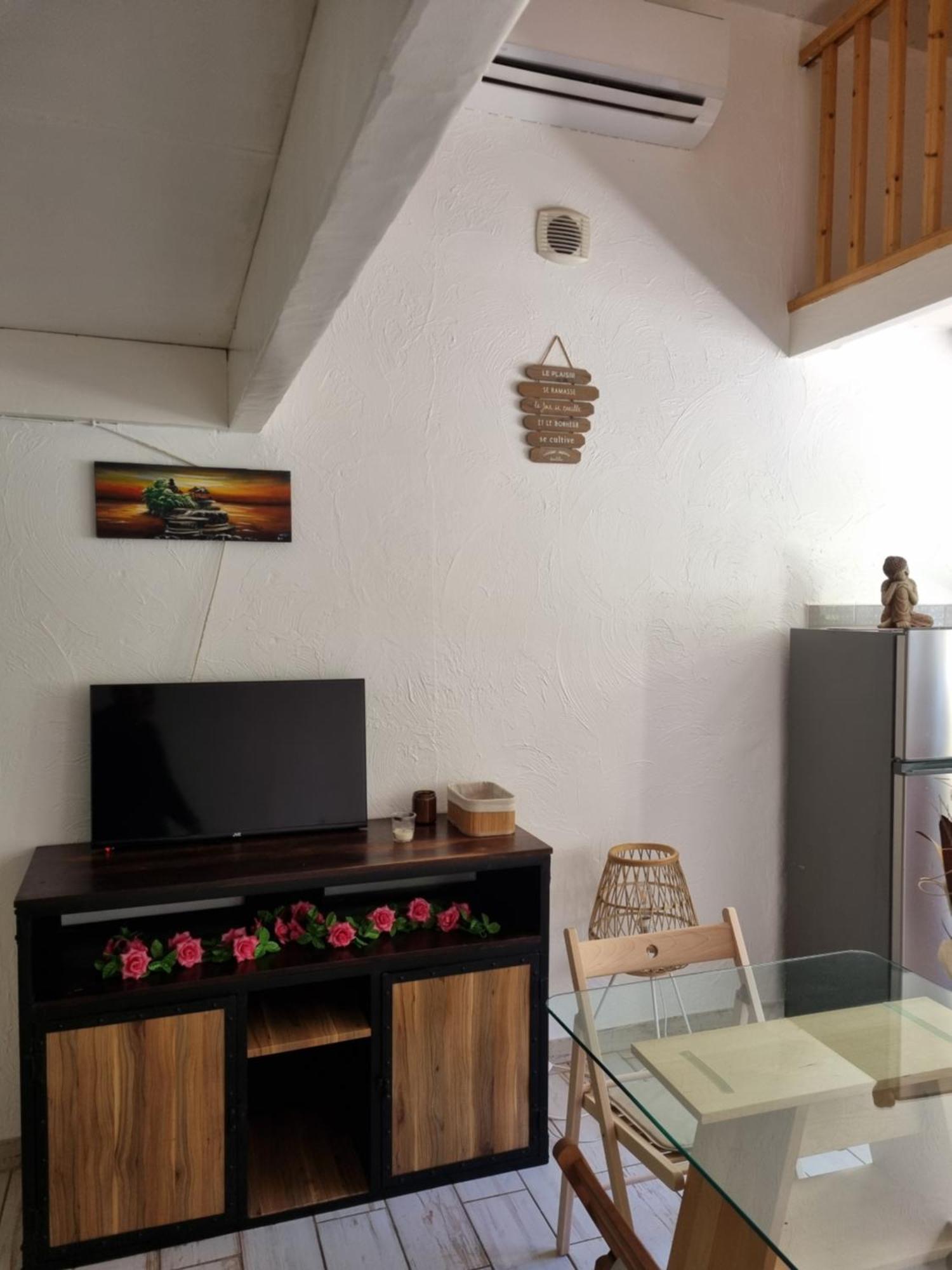 Loft Studio Avec Mezzanine, Limitrophe Monaco Roquebrune-Cap-Martin Extérieur photo